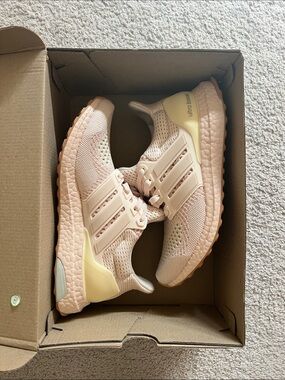 adidas gazelle silver green womens adidas Samba OG Pink Ribbon Grade School Lifestyle Shoes Pink KJ2354 – Shoe  Palace main image 0